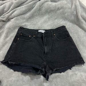 Abercrombie and Fitch mom short high rise